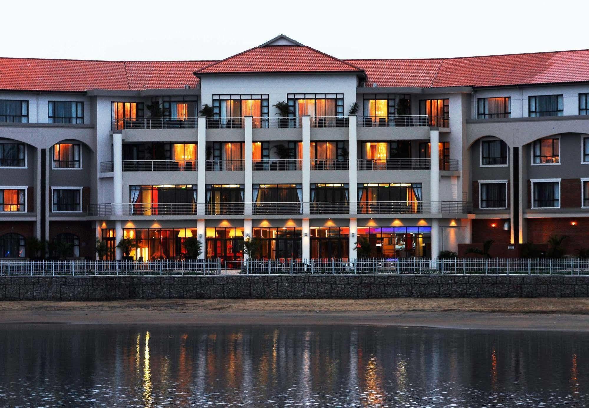 Bon Hotel Waterfront ริชาร์ดสเบย์ ภายนอก รูปภาพ