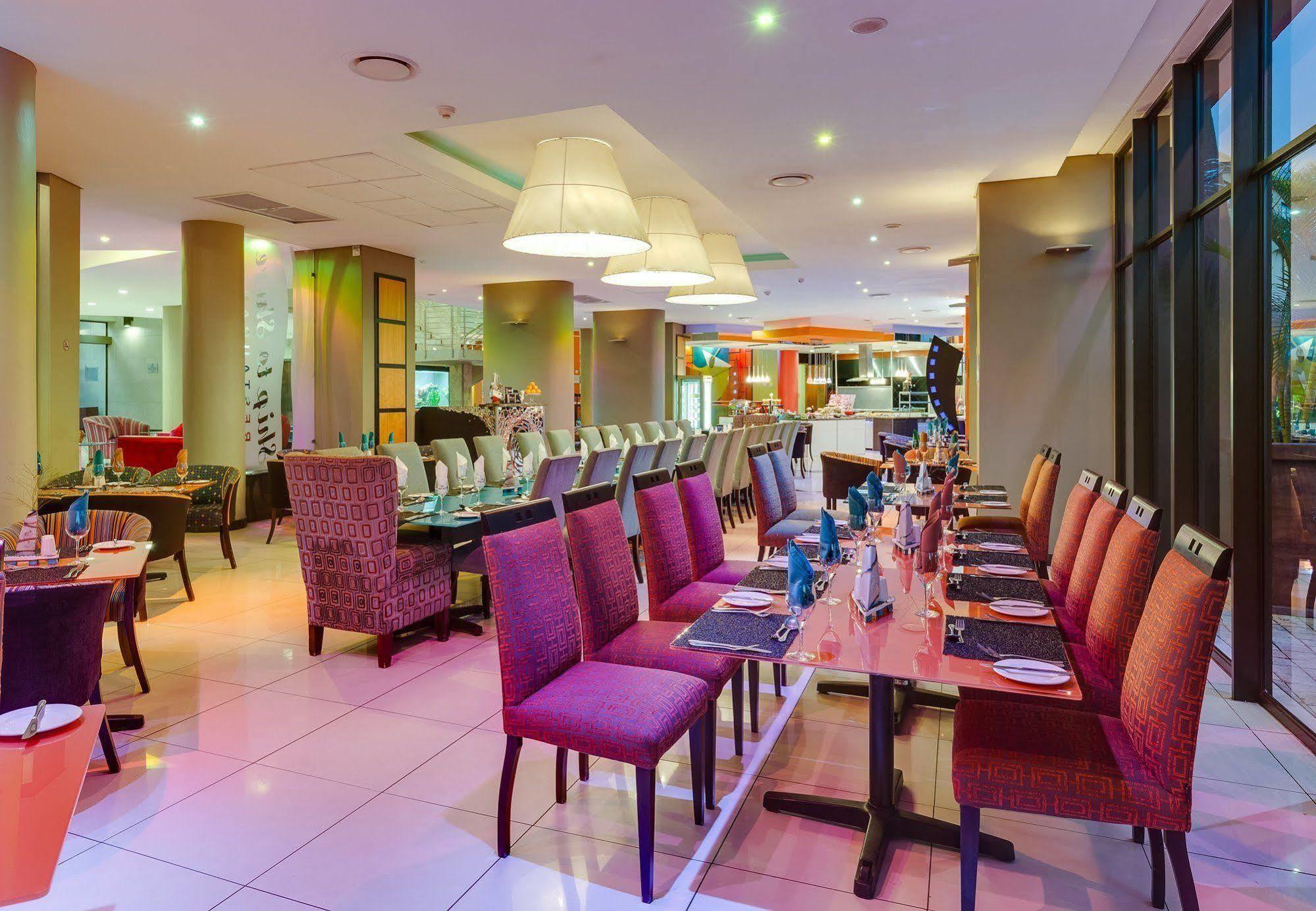 Bon Hotel Waterfront ริชาร์ดสเบย์ ภายนอก รูปภาพ