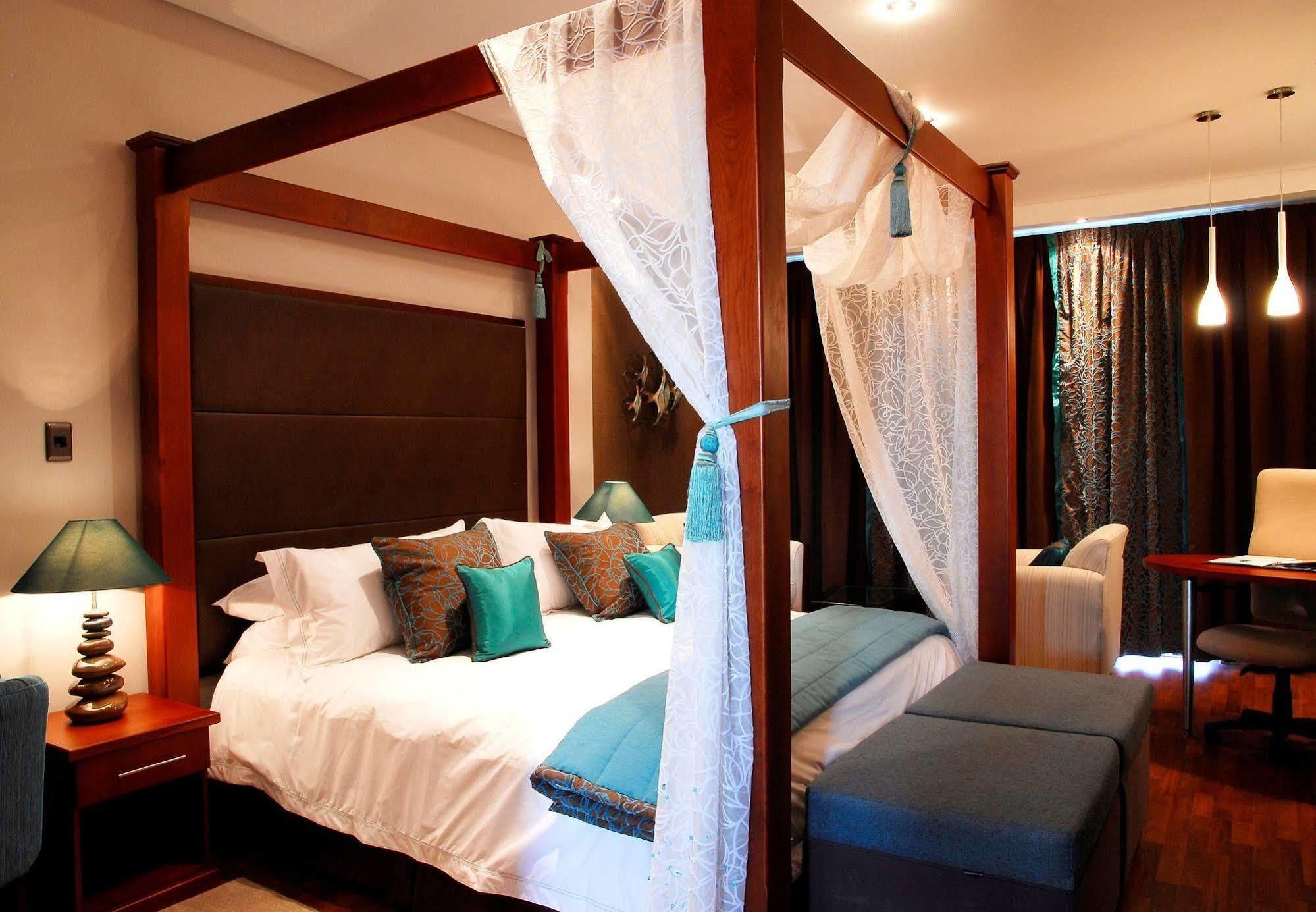 Bon Hotel Waterfront ริชาร์ดสเบย์ ภายนอก รูปภาพ