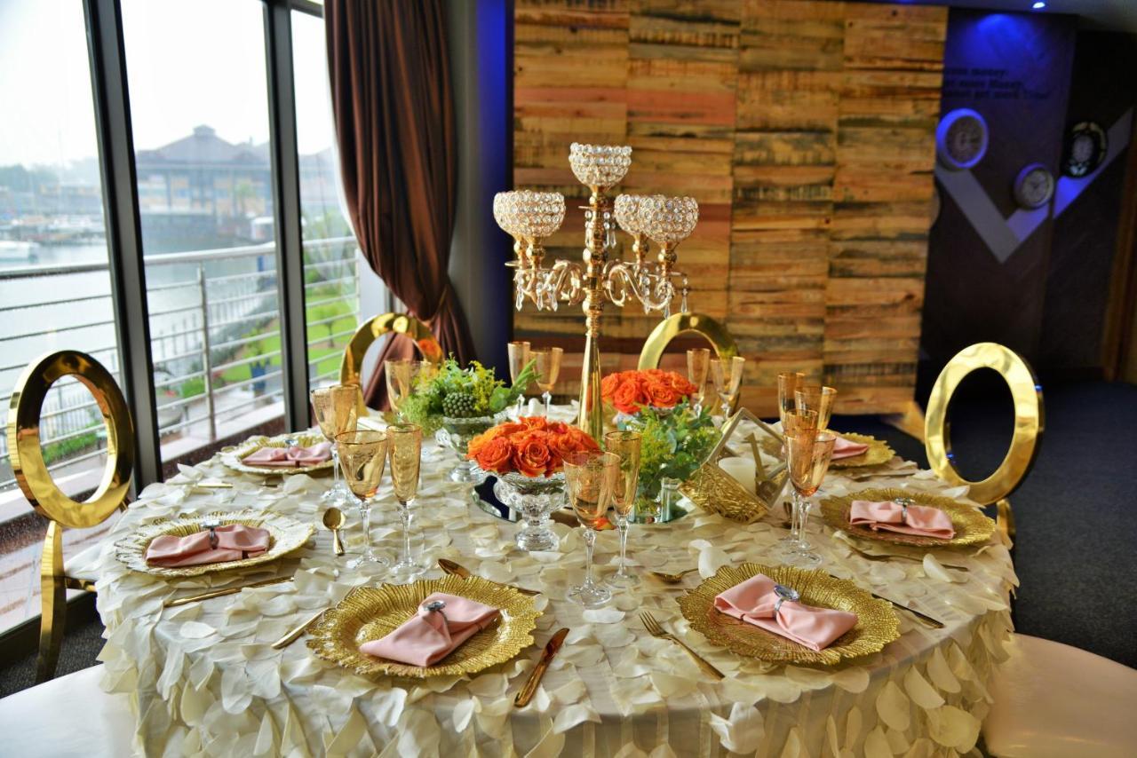 Bon Hotel Waterfront ริชาร์ดสเบย์ ภายนอก รูปภาพ