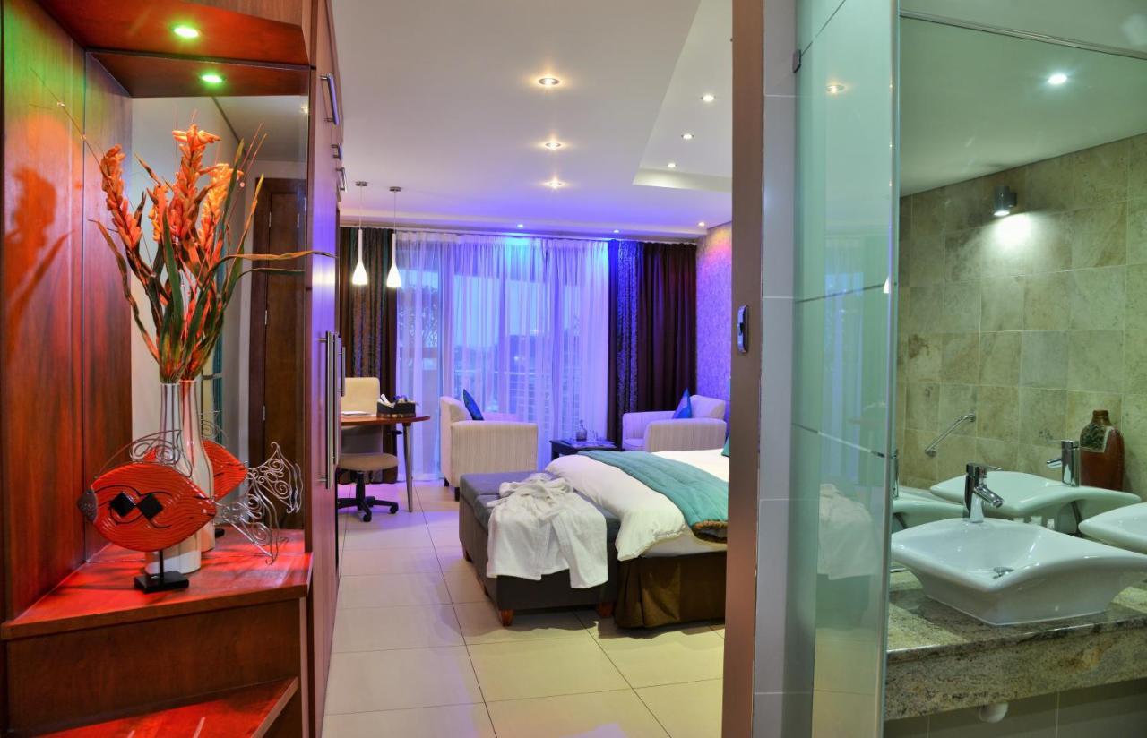 Bon Hotel Waterfront ริชาร์ดสเบย์ ภายนอก รูปภาพ